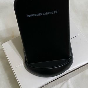 Wireless Charging Station